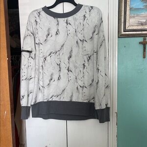 Nine West Gray Marble Sweatshirt